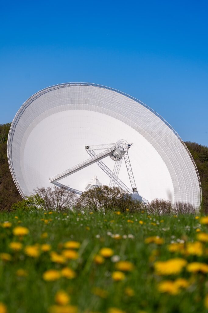 Effelsberg 100m radio telescope